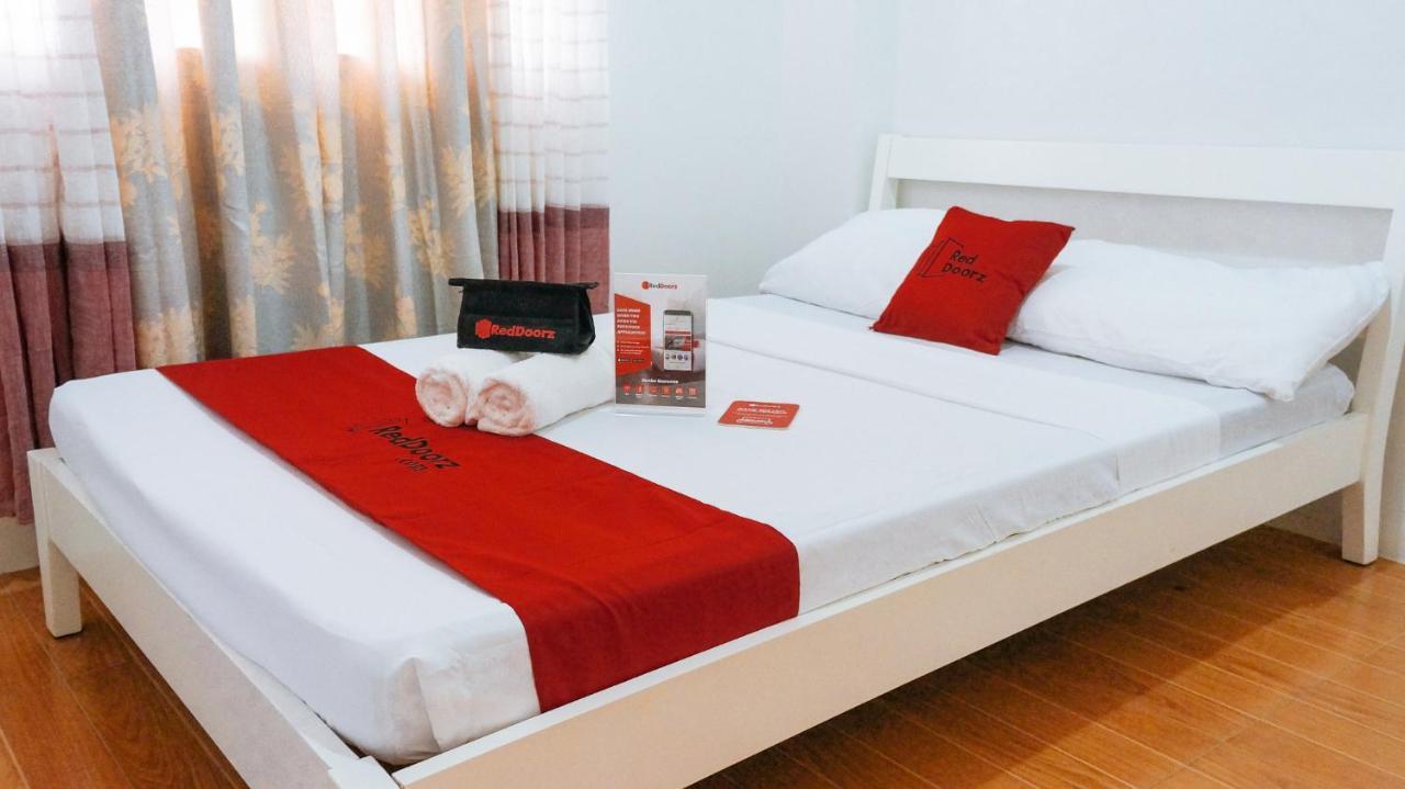 Reddoorz Plus Near Talisay Town Center Dış mekan fotoğraf